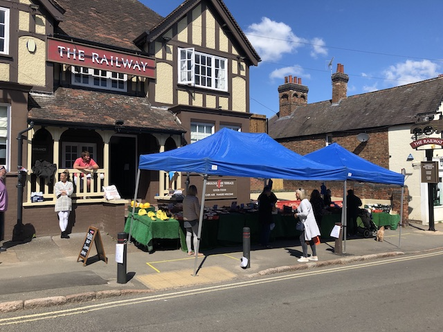 Elliotts Fruit & Veg Stand