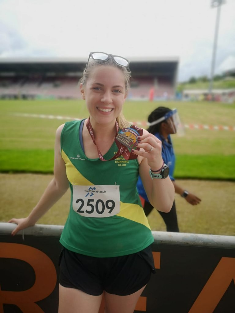 Abby Davies achieving a 10k PB