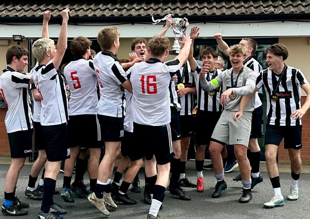Kibworth Town U18 Swifts Cup final winners