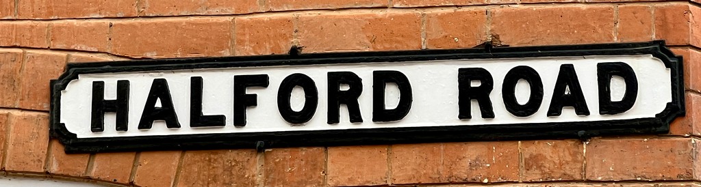 Halford Road street sign
